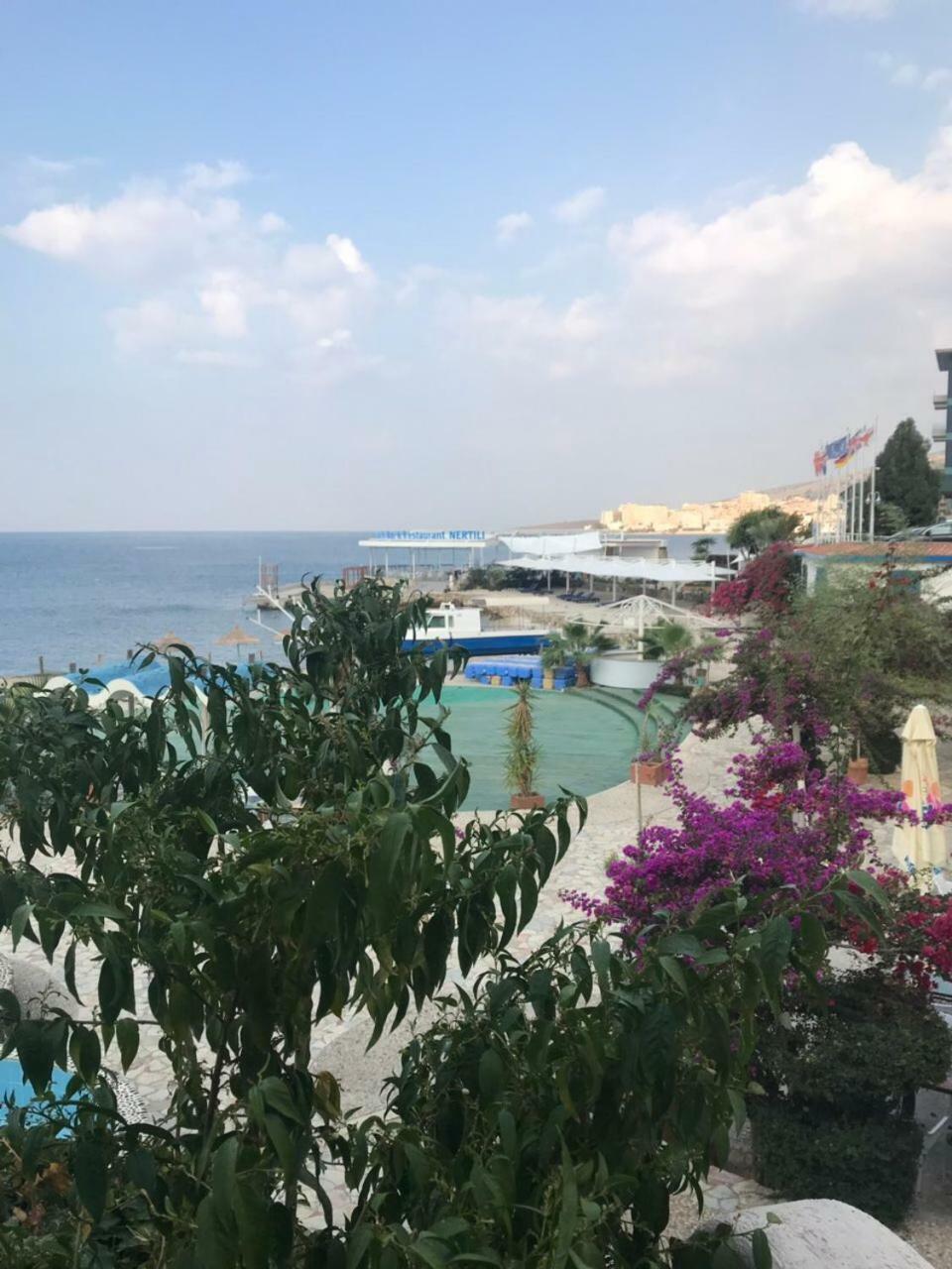Bougainville Bay Resort - Villa 11 Saranda Kültér fotó
