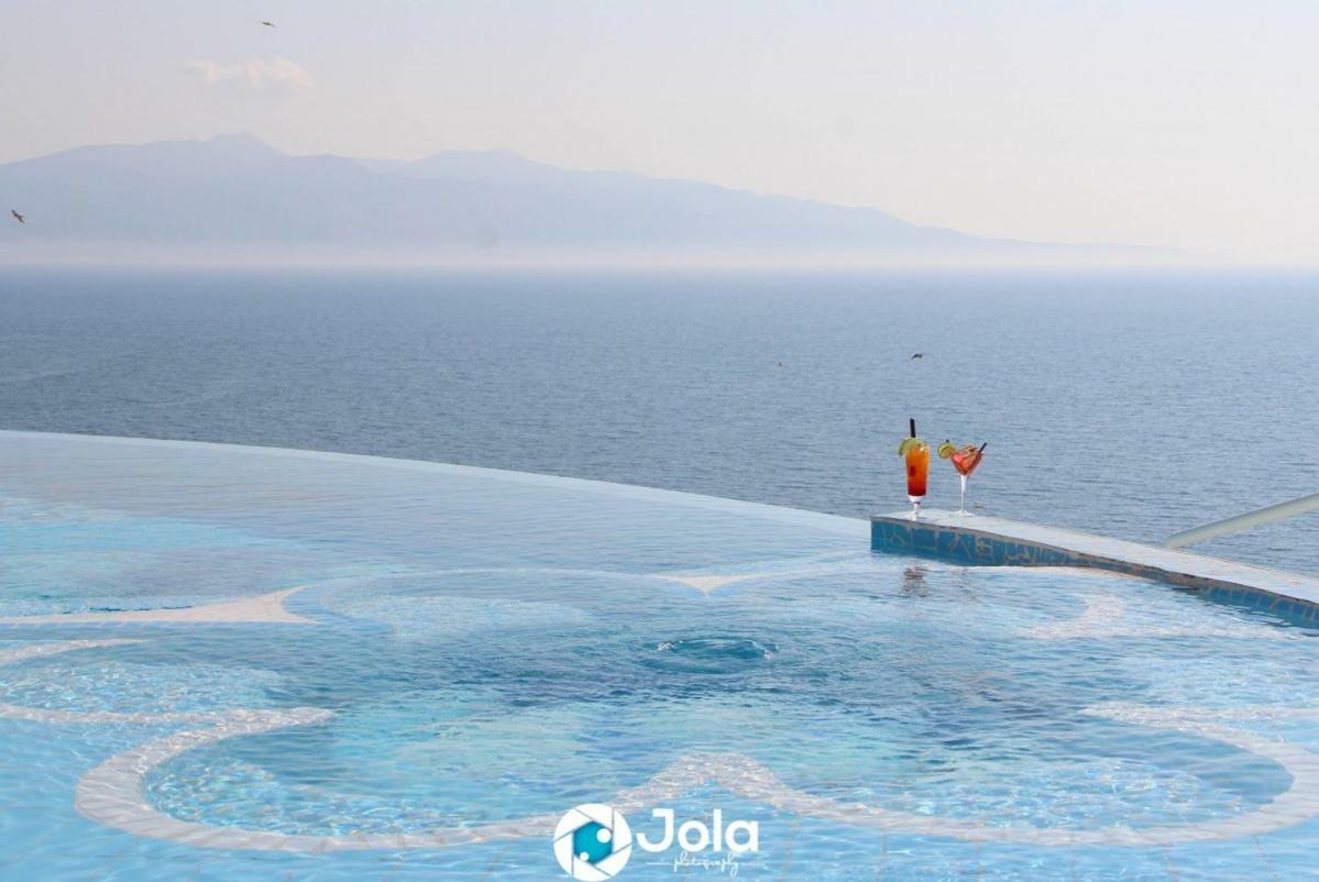 Bougainville Bay Resort - Villa 11 Saranda Kültér fotó